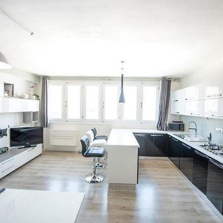 Апартаменти Loft 51 Ольбія Екстер'єр фото