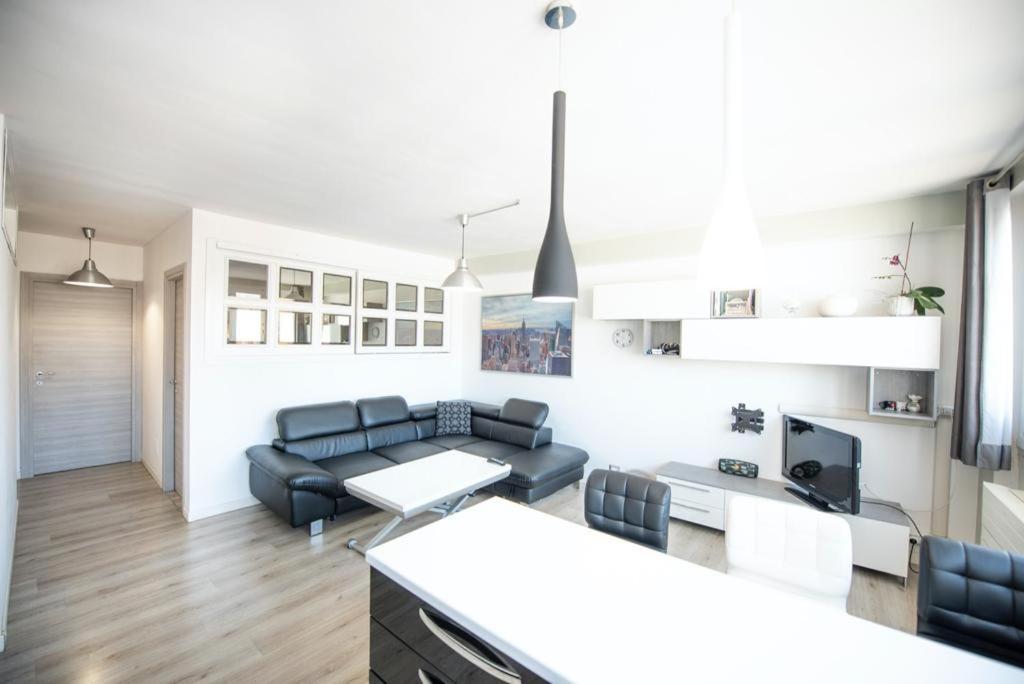 Апартаменти Loft 51 Ольбія Екстер'єр фото